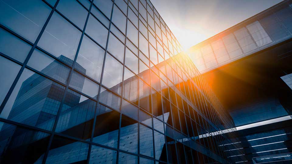 Intelligente Glasbeschichtung zur Kühlung von Gebäuden 2.jpg