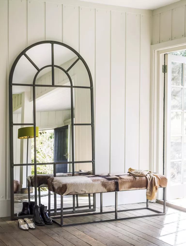 Wählen Sie ein Spiegeldesign, das wie ein Fenster aussieht.png