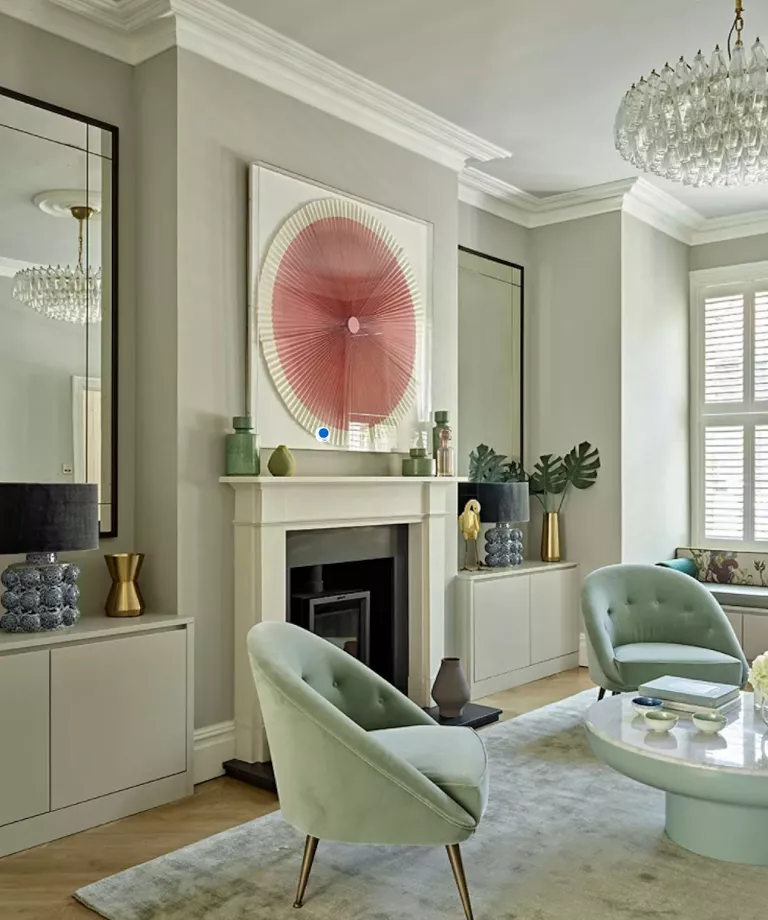 Verwenden Sie Spiegel, um einen kleinen Raum größer und heller wirken zu lassen.png