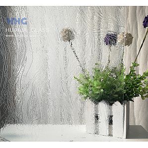 Strukturiertes Rokokoglas