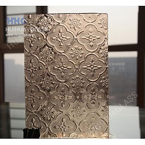 Bronze-Flora-Buntglasfenster