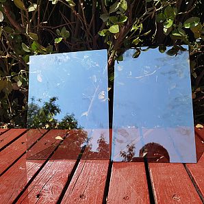 Superklares silbernes reflektierendes Glas