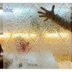 V-gerilltes Kleber-Chip-Glas