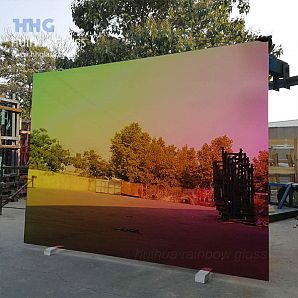 Bunter Spiegel für Hausdekor